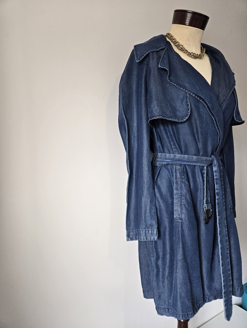 Zara Lightweight Lyocell Denim Belted Trench Coat. Size Small - Picture 5 of 14